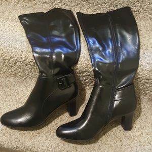 Croft and Barrow ortholite black boots